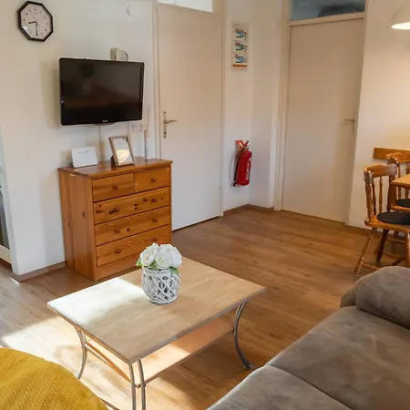 בית נופש House Blue Lagoon In Terme Catez *